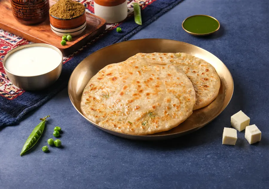 Paneer paratha with curd